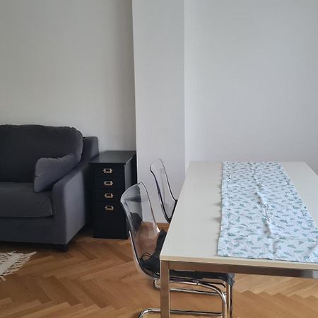 Top Apartments Kaiserebersdorf Відень Екстер'єр фото