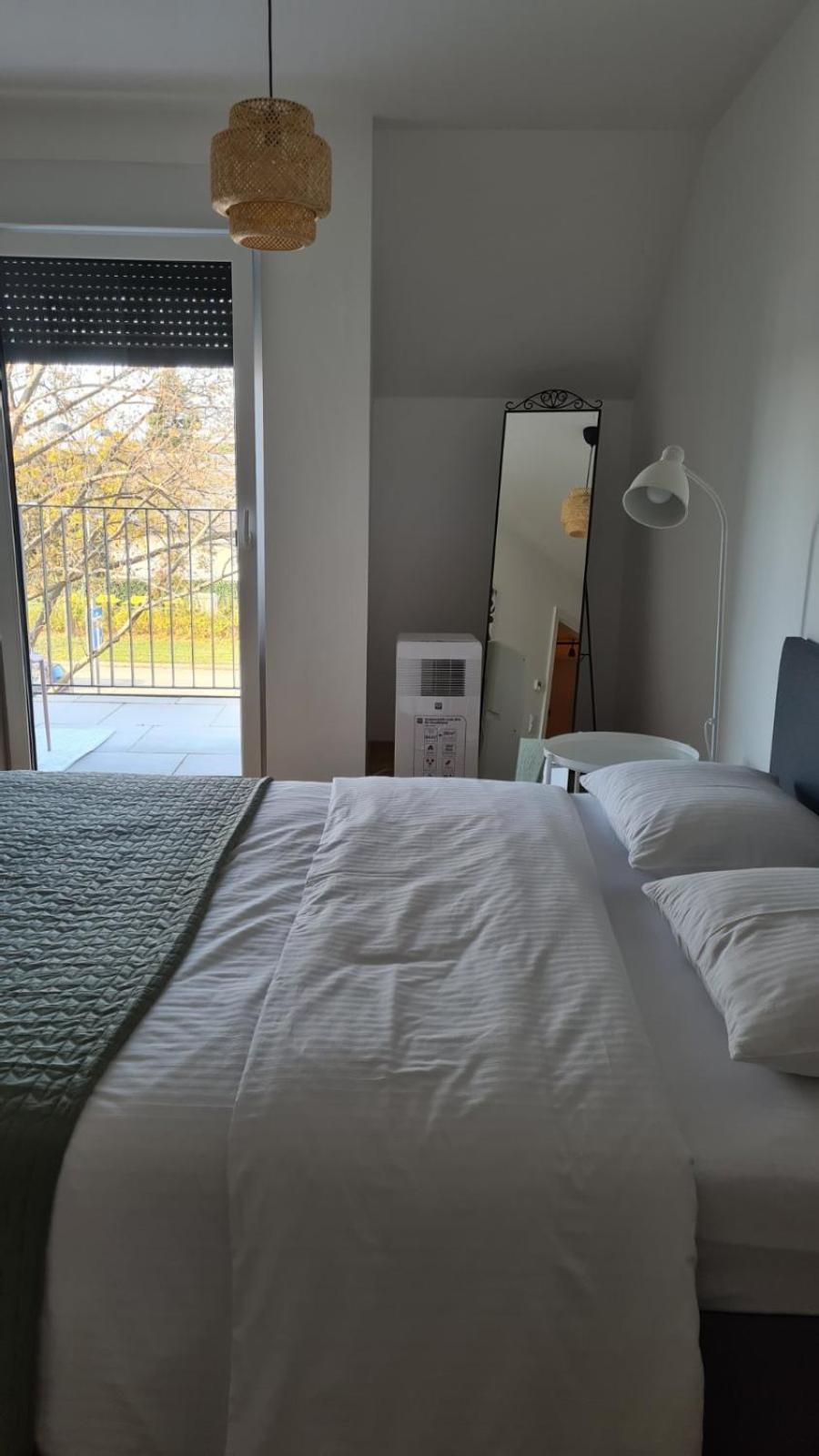 Top Apartments Kaiserebersdorf Відень Екстер'єр фото