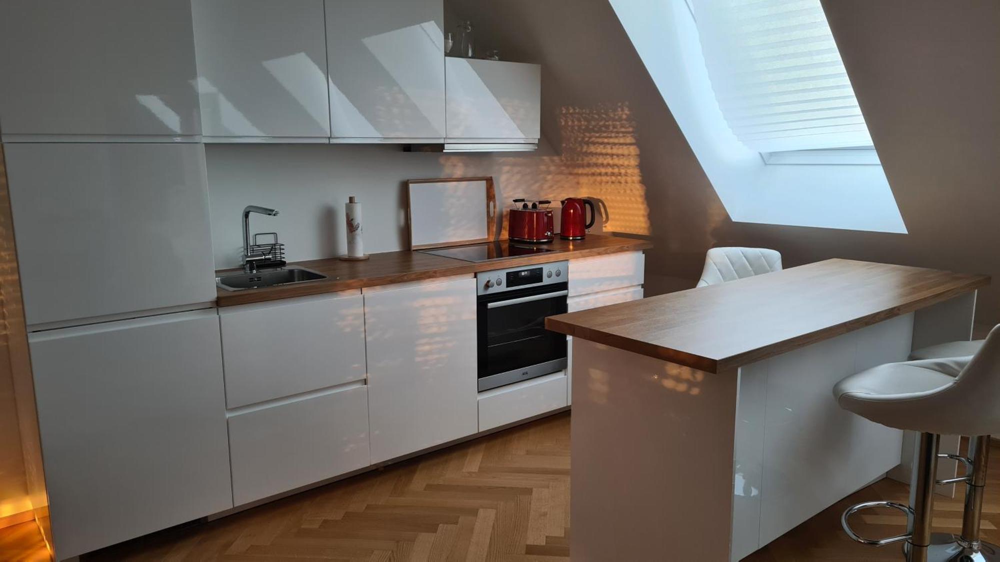 Top Apartments Kaiserebersdorf Відень Екстер'єр фото