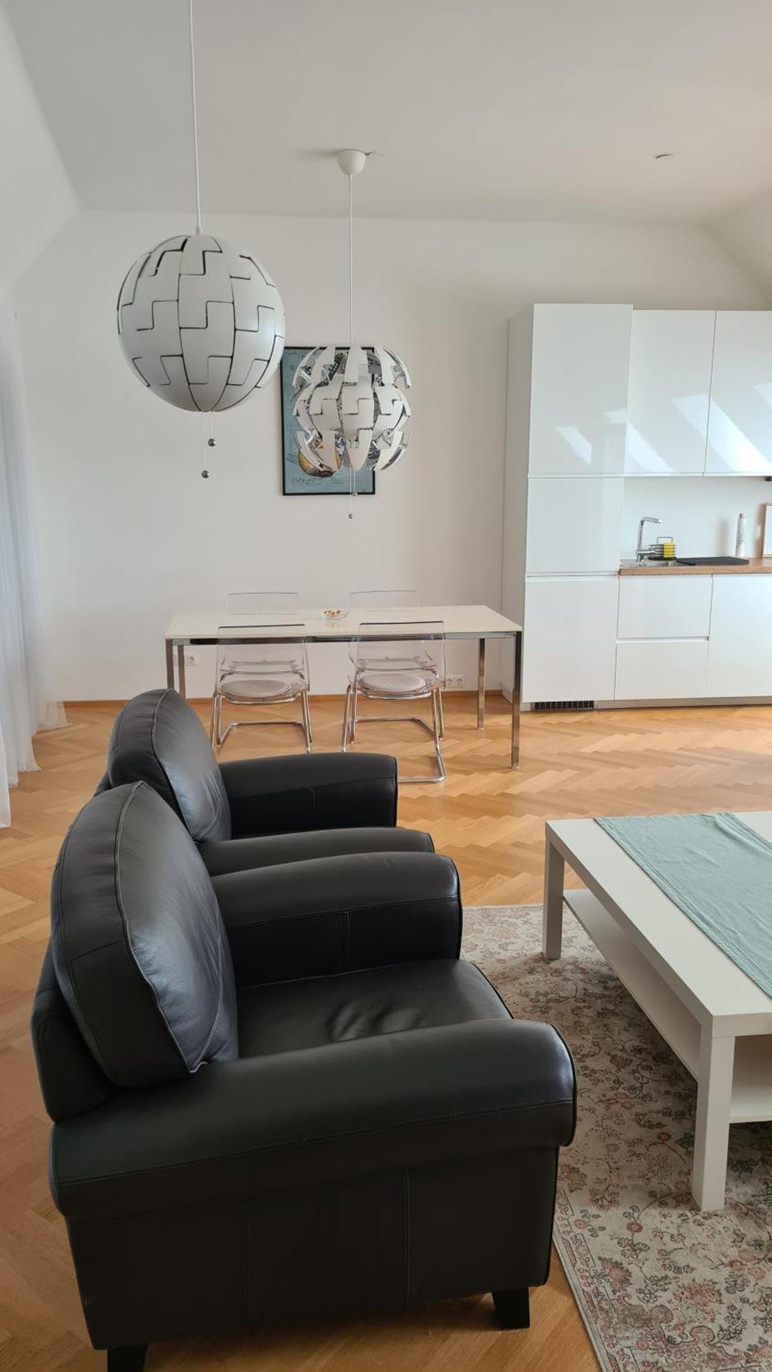 Top Apartments Kaiserebersdorf Відень Екстер'єр фото