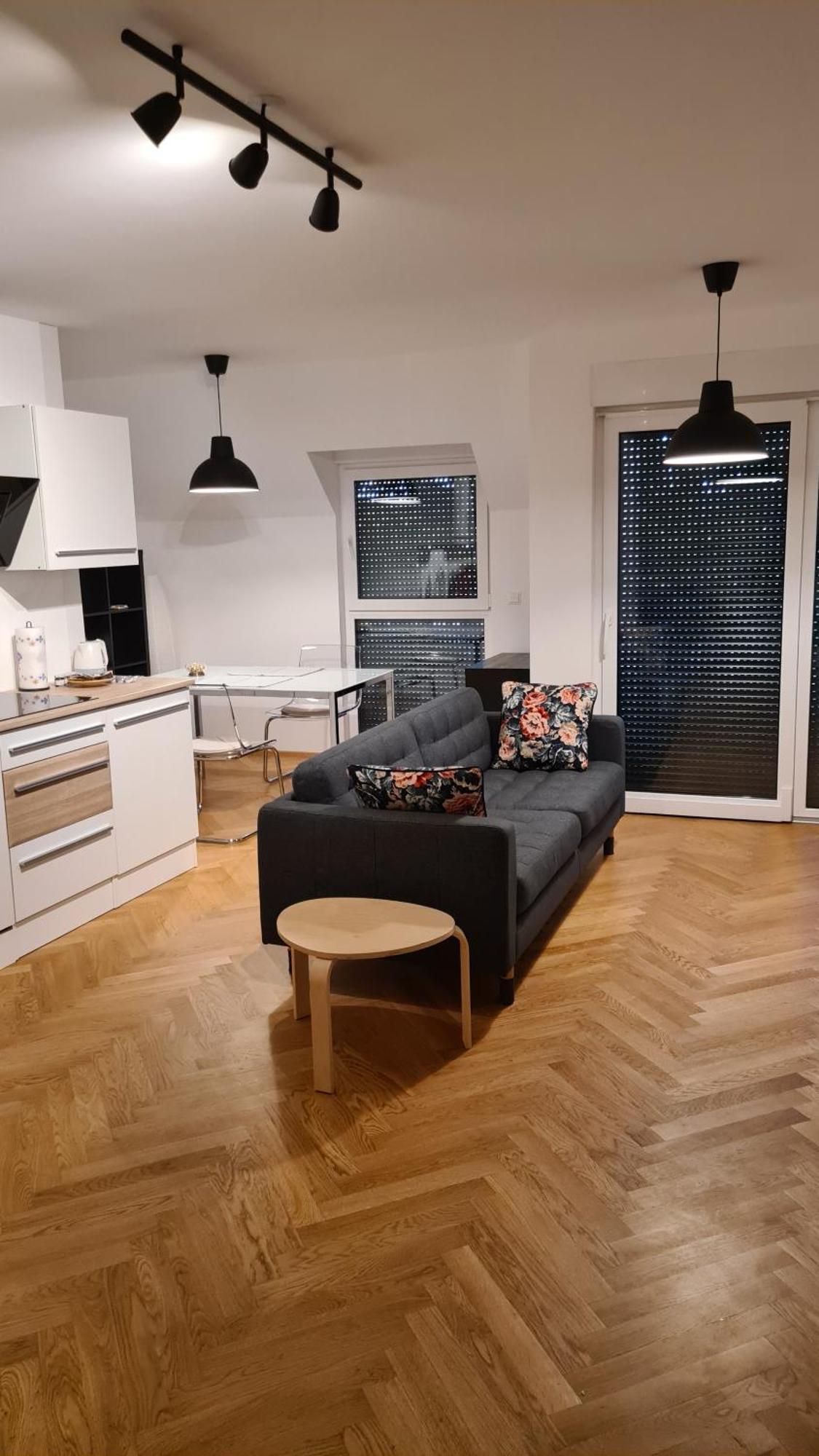 Top Apartments Kaiserebersdorf Відень Екстер'єр фото